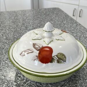 Ceramic Apple Design Covered Dish - Green and White used ones in amazing shape